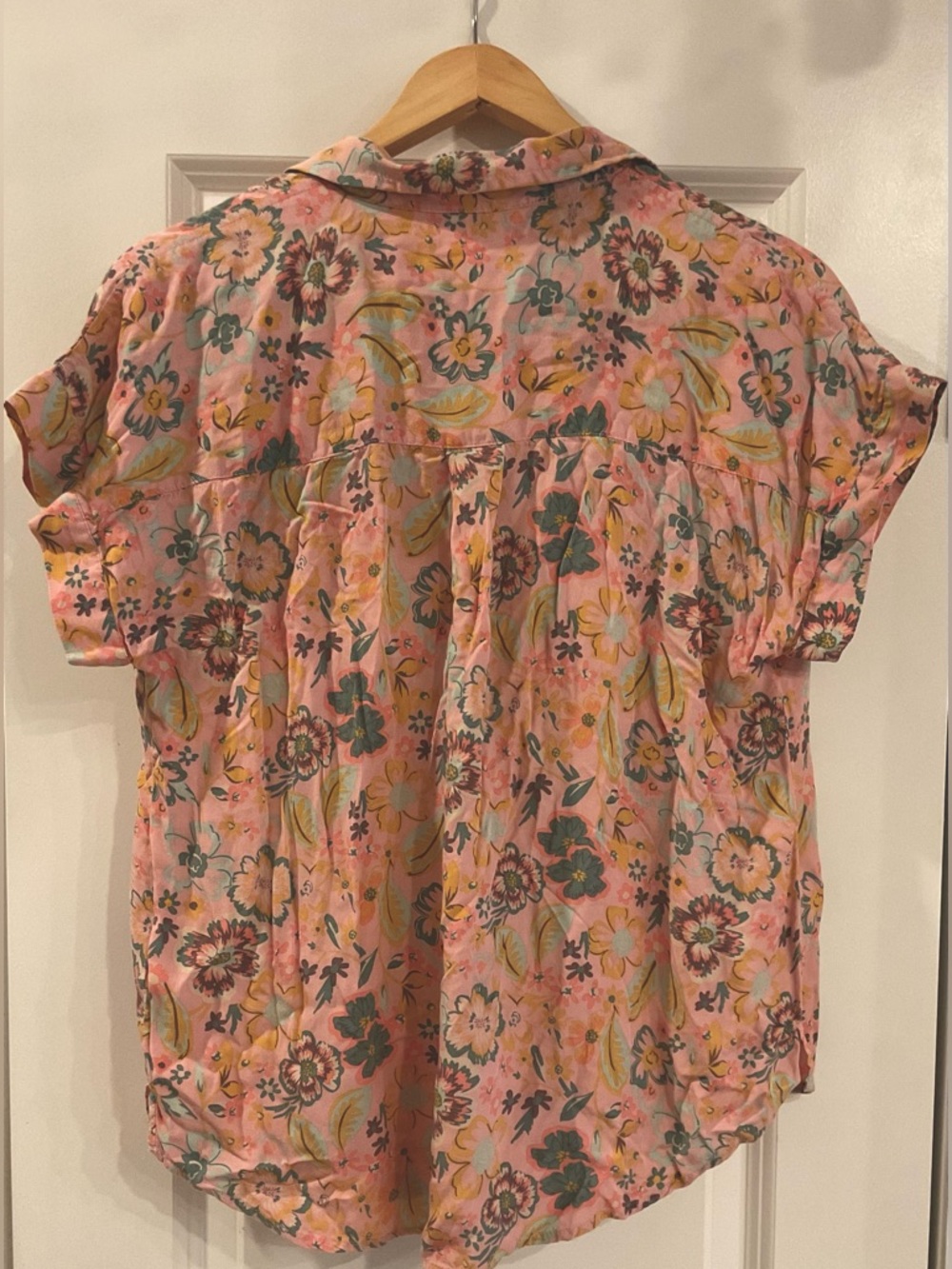 NWOT Lucky Brand 70s Pink Floral Button-Up - Picture 7 of 11
